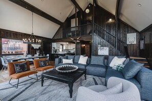 Smart TV, chimenea y futbolito 
