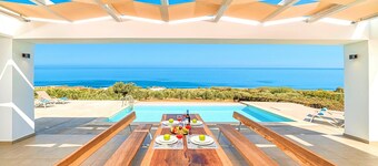 Vista Mare Grand Heated Pool