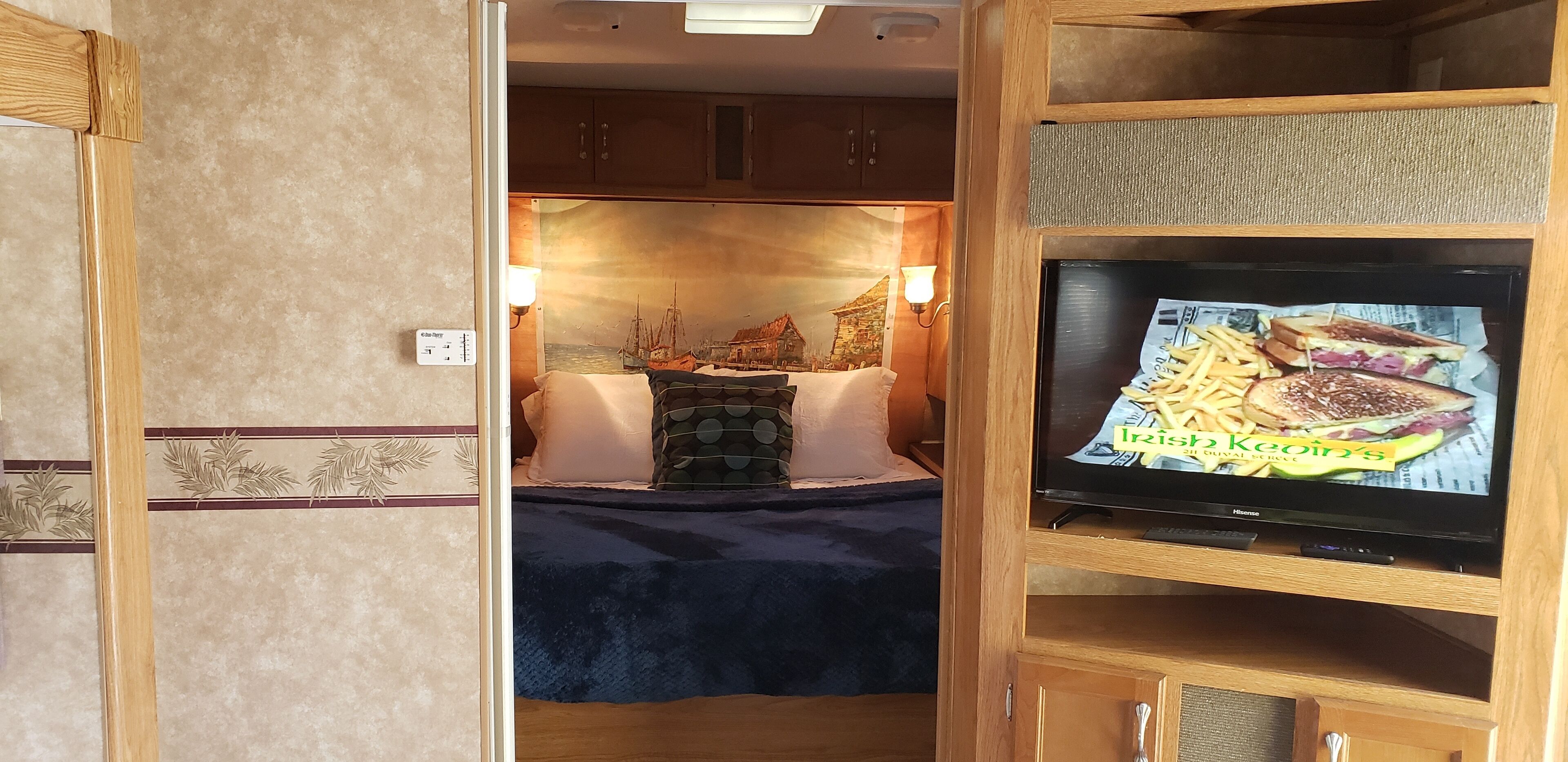 Tiny House RV, Kayak, Beach, Marina, Pool