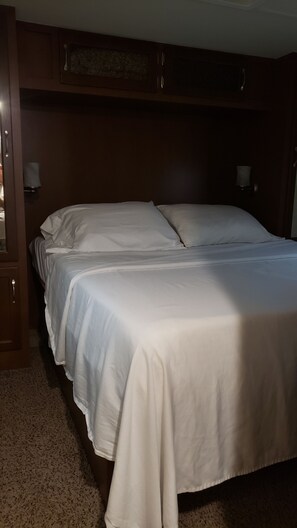 2 soverom, wi-fi (inkludert) og sengetøy