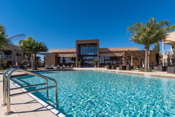 Indoor pool, outdoor pool