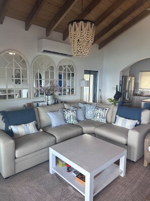 Smart TV, video games, DVD player, books - New Construction Oceanfront Home/Pool Private Walk To Beach (Virgin Gorda)