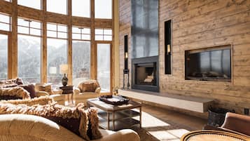 Rumah (King's Estate) | Eksterior