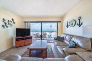 TV - Beach Place 110 3 BR Gulf Front (Madeira)