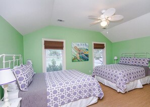 Carpe Beachem | 5 bedrooms, iron/ironing board, free WiFi - Carpe Beachem (Tybee Island)