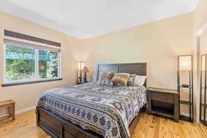 4 habitaciones, tabla de planchar con plancha y wifi gratis 