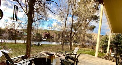 Riverfront Home minutes from Downtown & Wolf Creek Ski Area