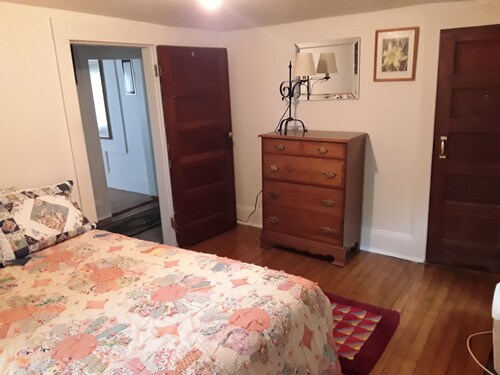 2 Bedroom apartment in Randolph Village VT