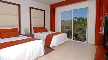 6 bedrooms, in-room safe, WiFi