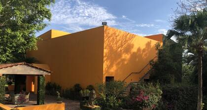 Lujosa Villa rodeada de coníferas ideal para eventos o renta familiar