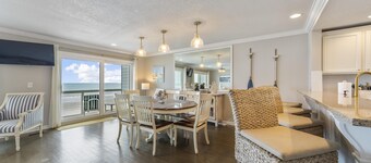 Great Location ~ Oceanfront Townhome ~ CHECK OUT THE VIEWS!