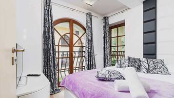 1 bedroom, iron/ironing board, WiFi, bed sheets