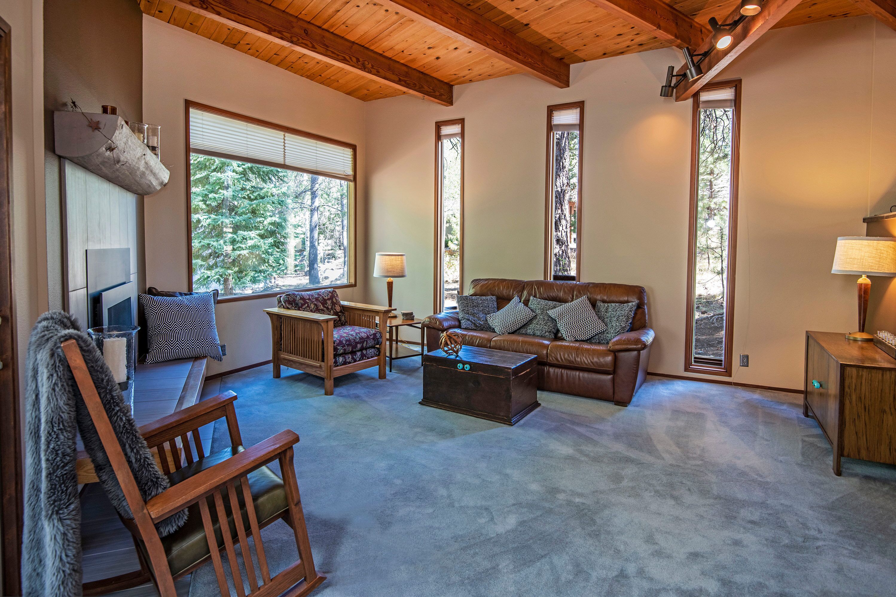 Perfect Getaway House in Sunriver - with quiet, peaceful surroundings