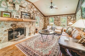 TV, fireplace, offices