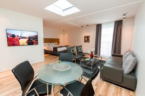 Unclassified image, 2 of 78, button - Park Inn By Radisson Reykjavik Keflavik Airport (Reykjanesbær)