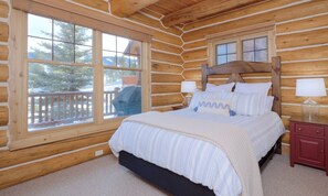 4 Schlafzimmer, Bügeleisen/Bügelbrett, Internetzugang, Bettwäsche