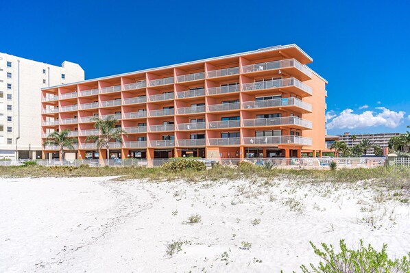 Exterior - Chateaux by Plumlee Vacations Rentals (Indian Shores)