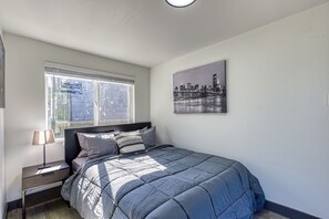 1 habitación, tabla de planchar con plancha, wifi y ropa de cama 