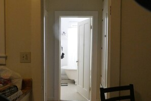 Combined shower/bathtub, hair dryer, towels, soap