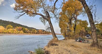 Charming Columbus Apt Along Yellowstone River