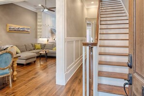 Smart TV, fireplace, computer monitors, printers