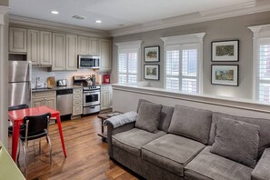 Smart TV, fireplace, computer monitors, printers