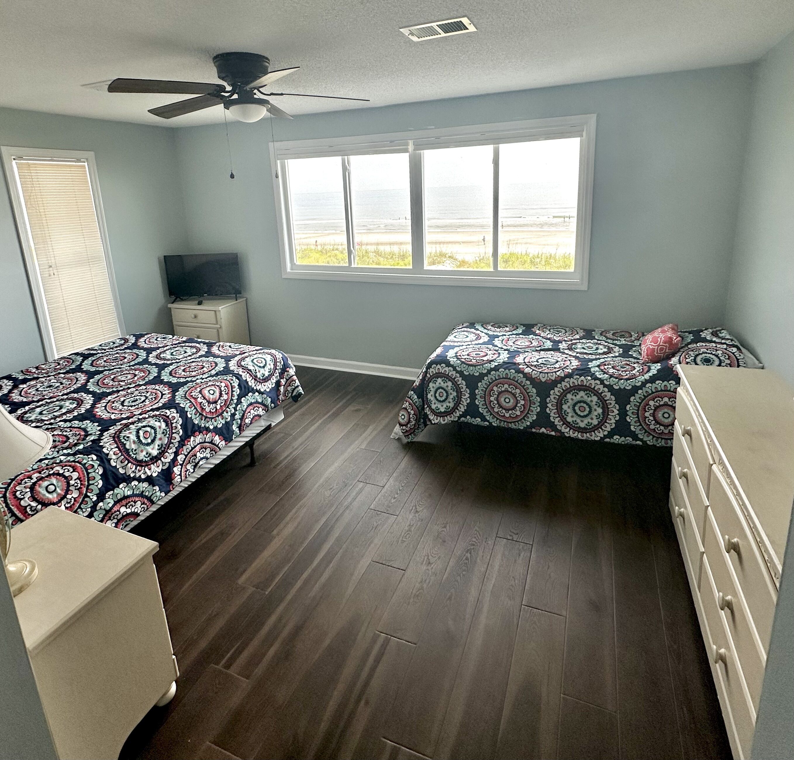 Twin Palms NORTH: Beautiful Ocean Front Villa