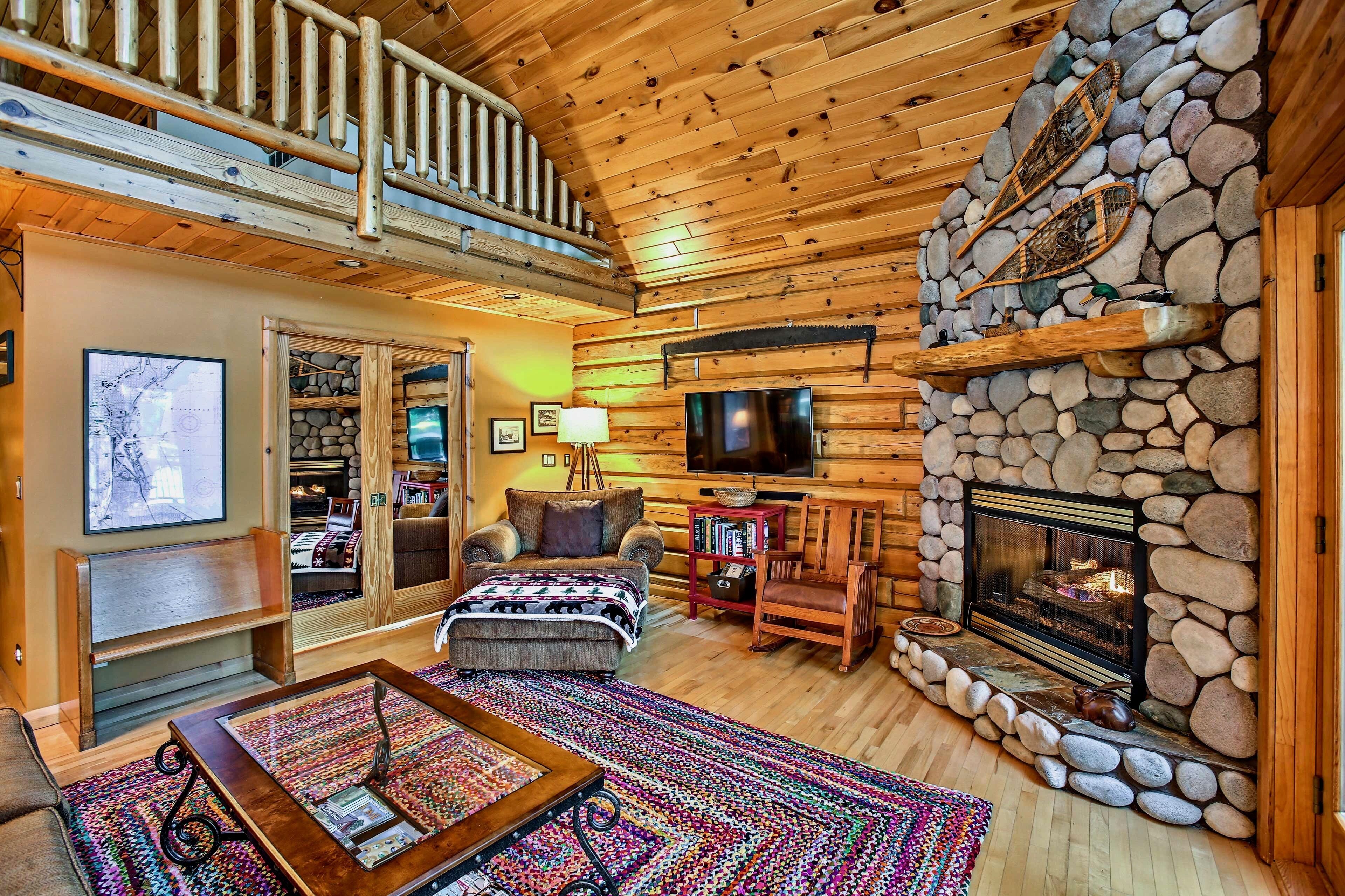 Tranquil Lakefront Log Home with Fireplace, Private Dock and Hot Tub!