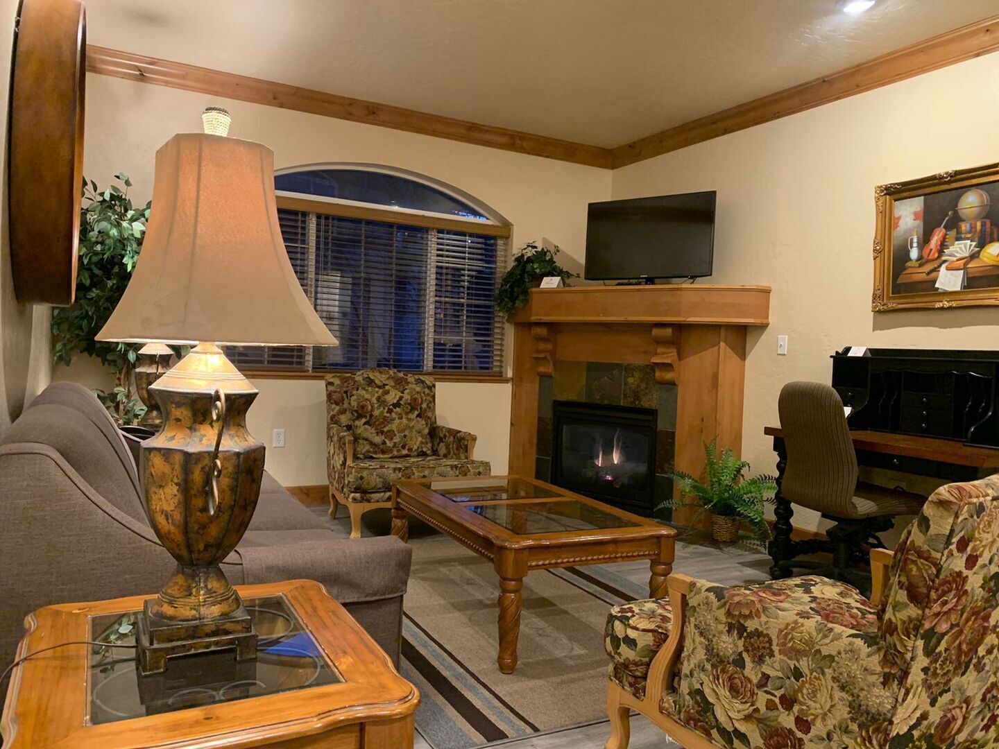 Rejuvenate in Mtn Villa~Mineral Hot Spring|Spa|Sauna Villa 2076-2