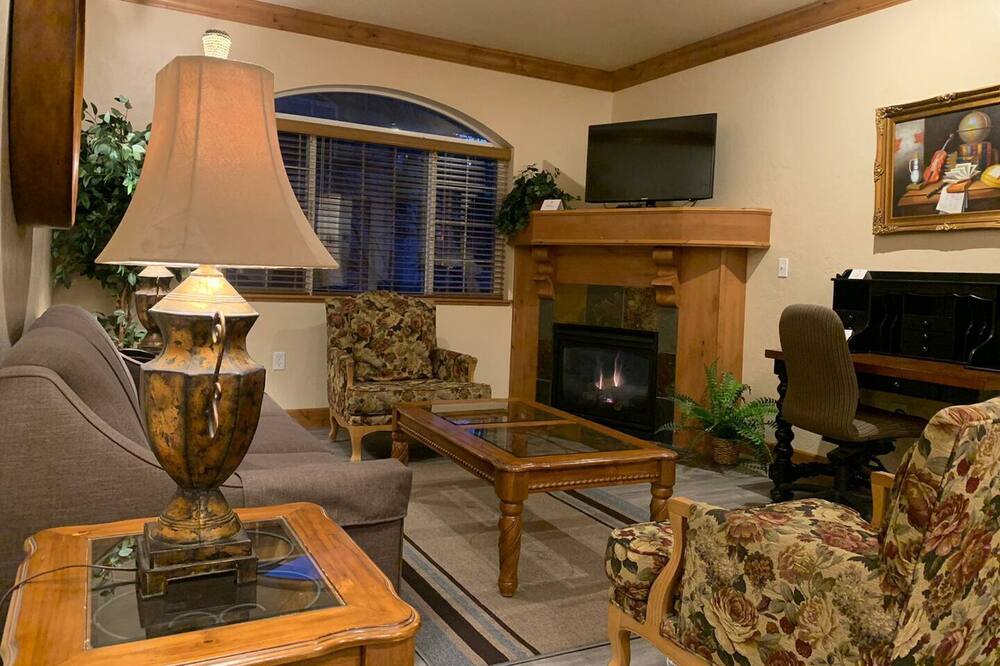 Rejuvenate in Mtn Villa~Mineral Hot Spring|Spa|Sauna Villa 2076-1