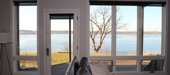 Family-friendly Lakefront East Lake Okoboji Condo- Bridges Bay Resort