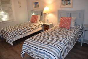 2 chambres, Wi-Fi gratuit, draps fournis