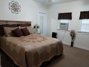 2 chambres, fer et planche à repasser, lit de bébé portatif, Wi-Fi