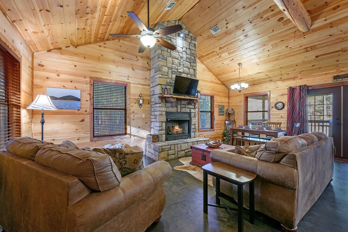 Piney Bear Family Cabin