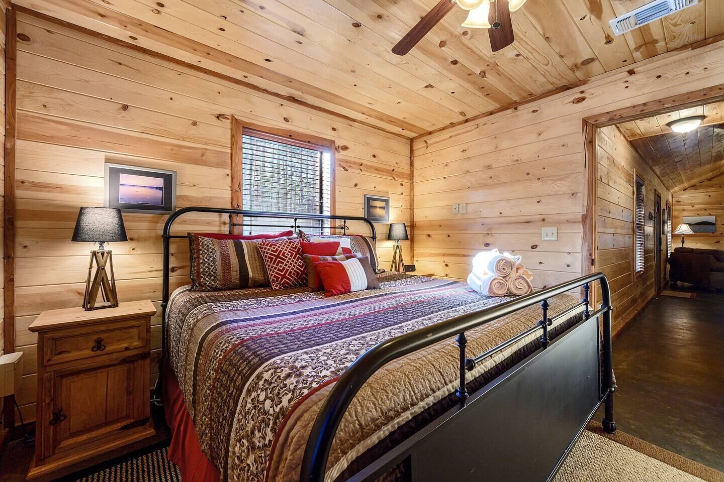 Piney Bear Family Cabin