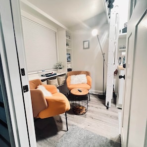 Interior - Tiny Home Private, Students, Nurses, Tech (Bay Shore)