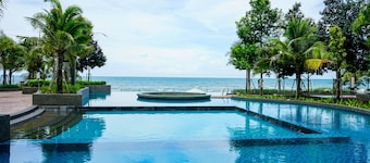 Timur Bay Beachfront by Perfect Host Greenview