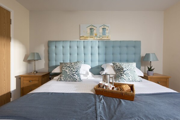 4 dormitorios, escritorio, tabla de planchar con plancha y Internet