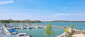 Cosy apartment in villa for 4 guests with WIFI, TV, terrace and parking