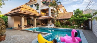 Anyaburi Private Pool Villa