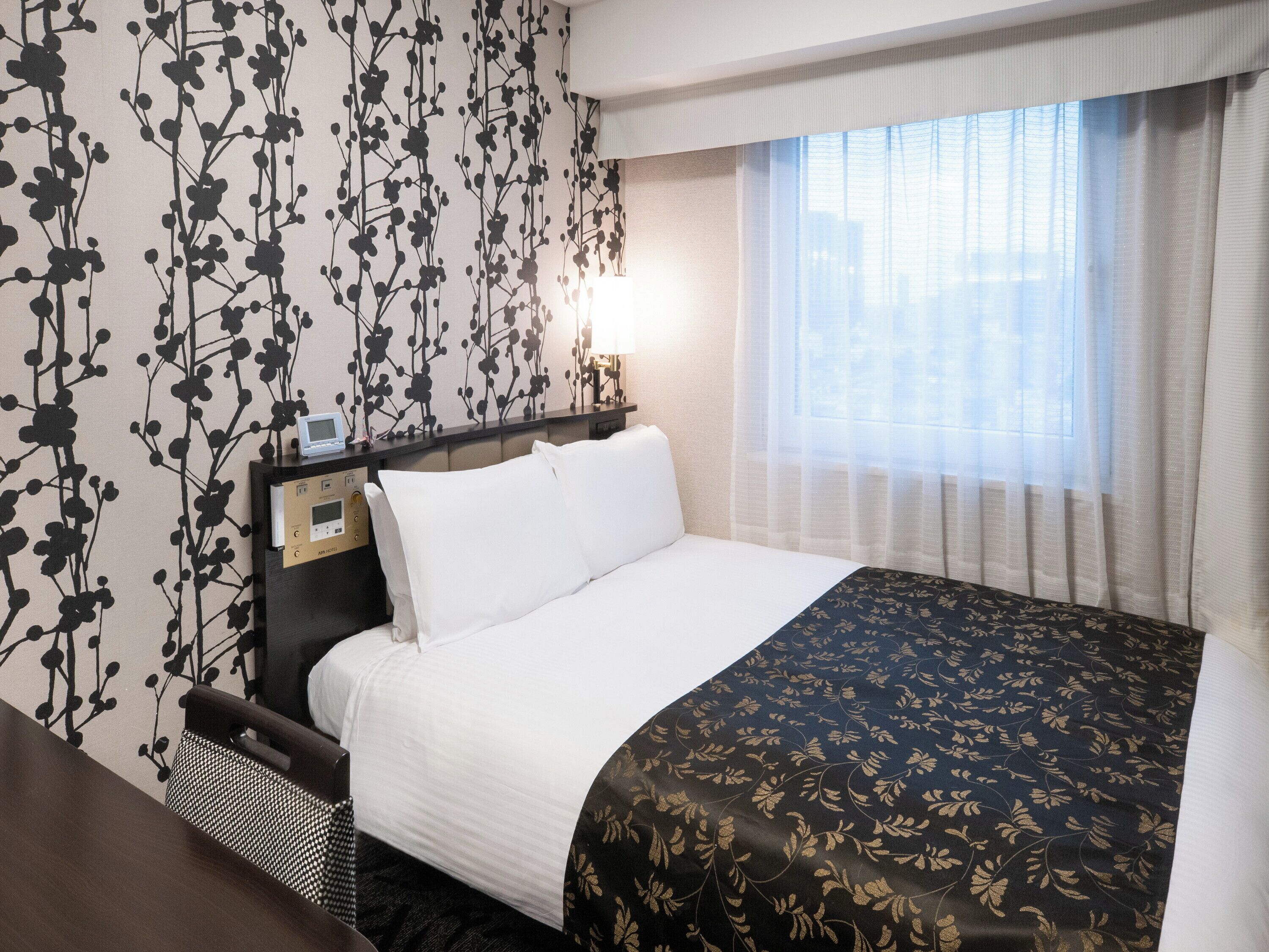 스탠다드룸, 금연 (For 2 People) | 오리/거위털 이불, 책상, 암막 커튼, 다리미/다리미판