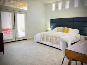 3 makuuhuonetta, työpöytä, silitysrauta/-lauta, ilmainen Wi-Fi