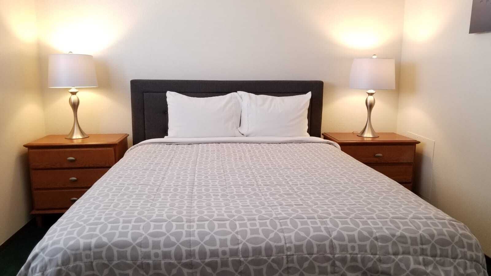 2 Story Condo with Central air