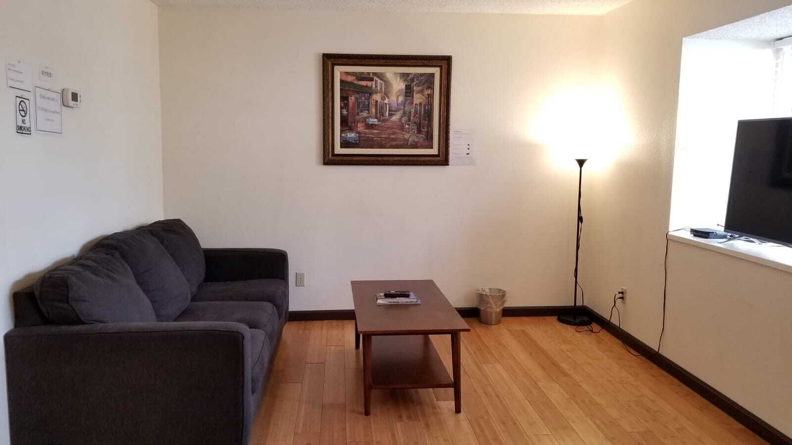 2 Story Condo with Central air