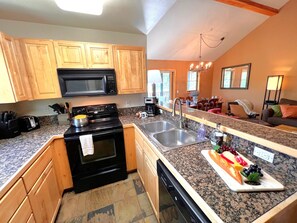 Køleskab, mikrobølgeovn, ovn, opvaskemaskine