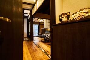 Departamento familiar, 2 habitaciones, para no fumadores (9 People) | Decoración personalizada, escritorio y espacio para trabajar con laptop 