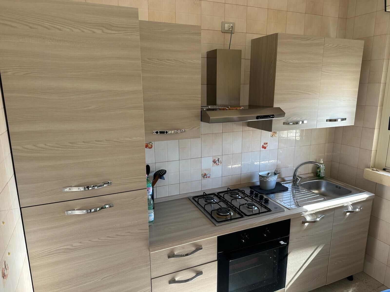 Appartamento | Angolo cottura privato | Frigorifero con congelatore, forno, piano cottura