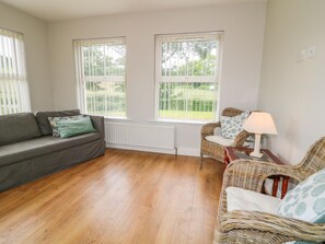 Cottage | Living room