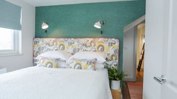 2 habitaciones, decoración personalizada y muebles diferentes