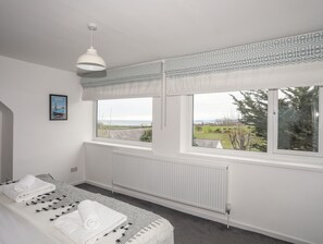 Cottage | 5 bedrooms, individually decorated, individually furnished, free WiFi - Gorwel (Moelfre)